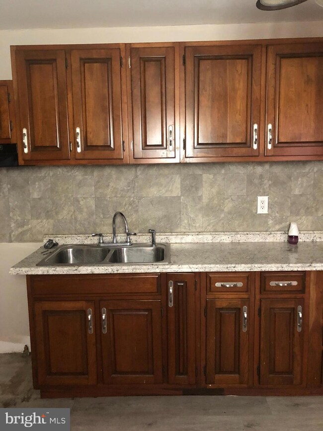 22 S Franklin St, Lancaster, PA 17602 - photo 6