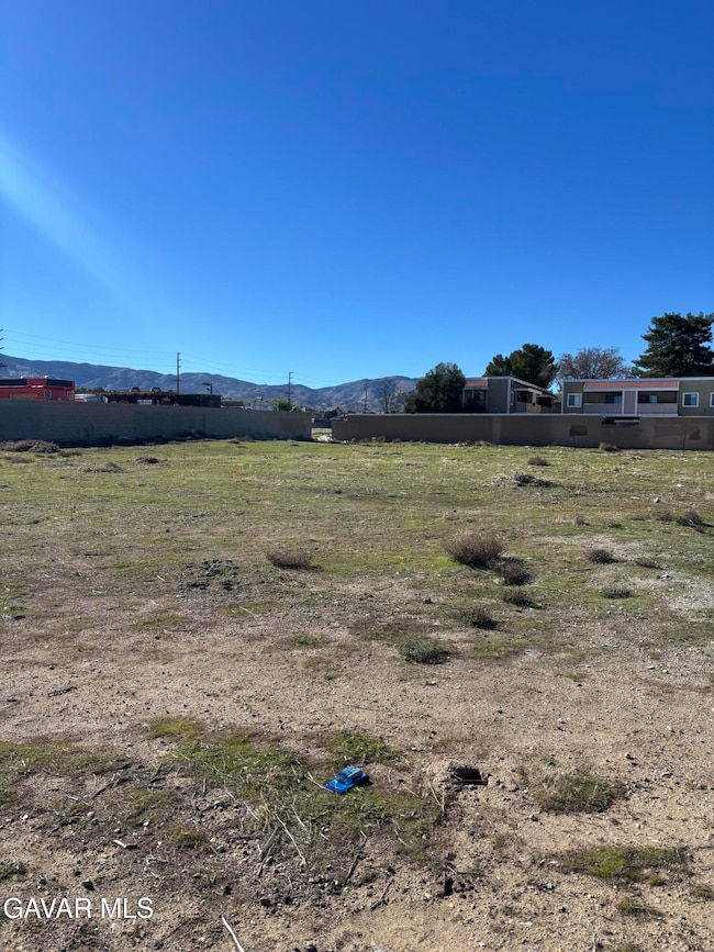 000 6th St E, Palmdale, CA 93550 - photo 3