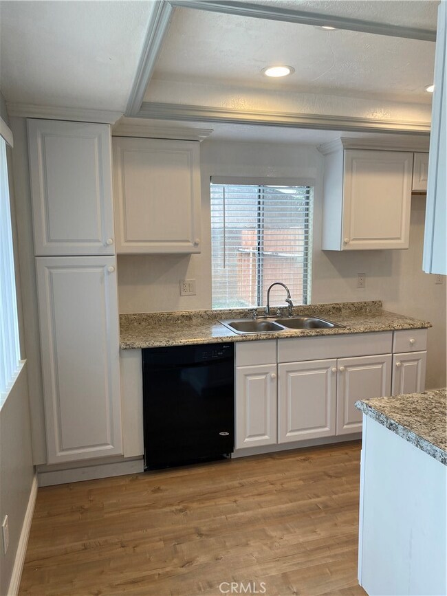 14089 Hausteen Ct, Moreno Valley, CA 92553 - photo 7