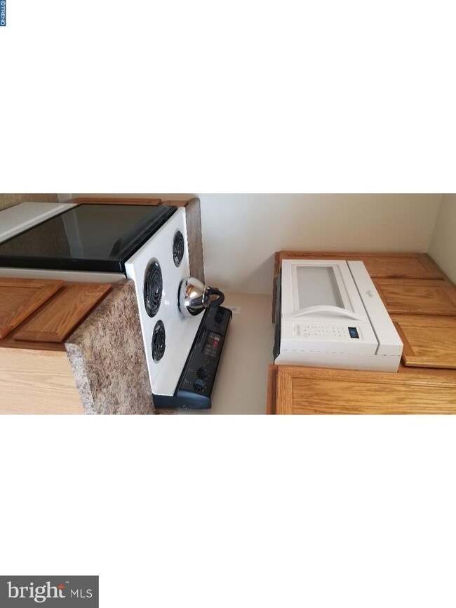 104 W North Ln unit C2, Conshohocken, PA 19428 - photo 2