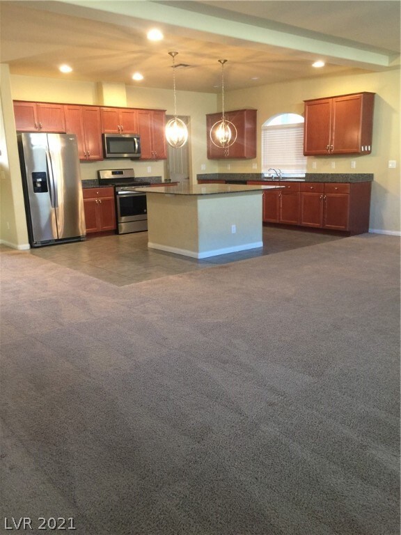 6384 Tamber Bay Rd, Las Vegas, NV 89118 - photo 4