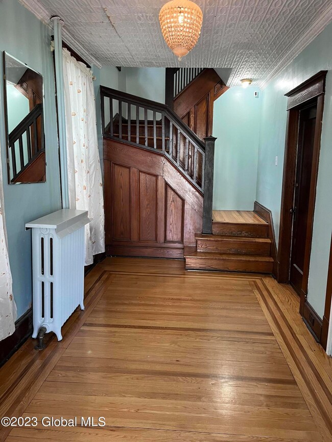 364 Quail St, Albany, NY 12208 - photo 5