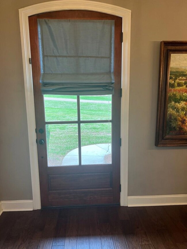 303 Lakes Dr N, Oxford, MS 38655 - photo 4