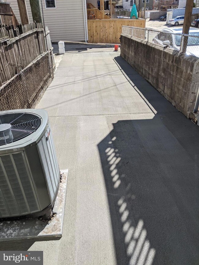 41 E Heath St, Baltimore, MD 21230 - photo 3