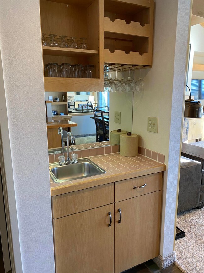 1850 Redtail Hawk Dr unit RV53F, Redmond, OR 97756 - photo 7