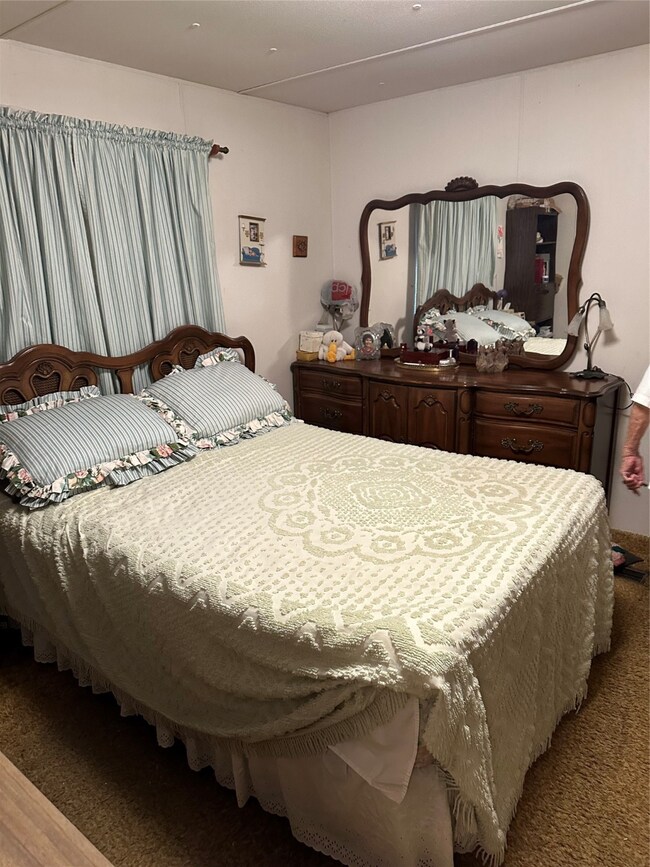 702 San Jacinto St, Rosenberg, TX 77471 - photo 6