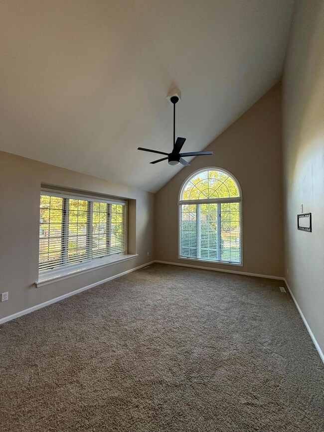 1058 Mission Hills Ct unit N/a, Chesterton, IN 46304 - photo 6