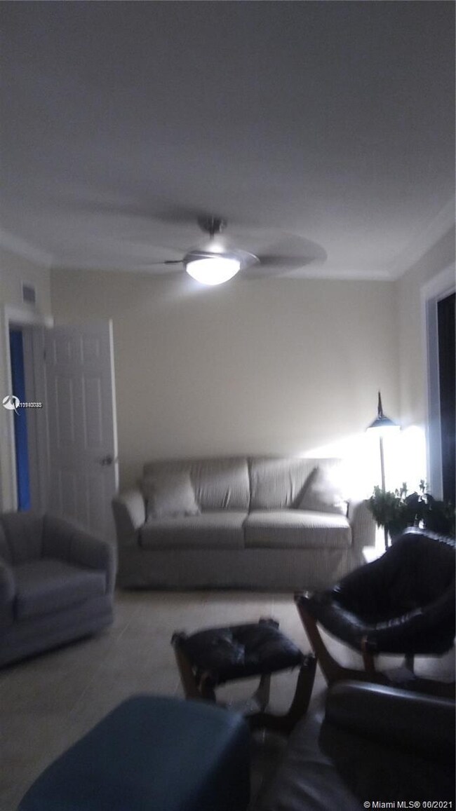 CONVERTIBLE COUCH SLEEPER IN LIVING ROOM