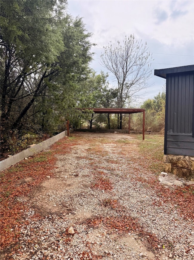 923 Guadalupe River Dr, Granbury, TX 76048 - photo 5