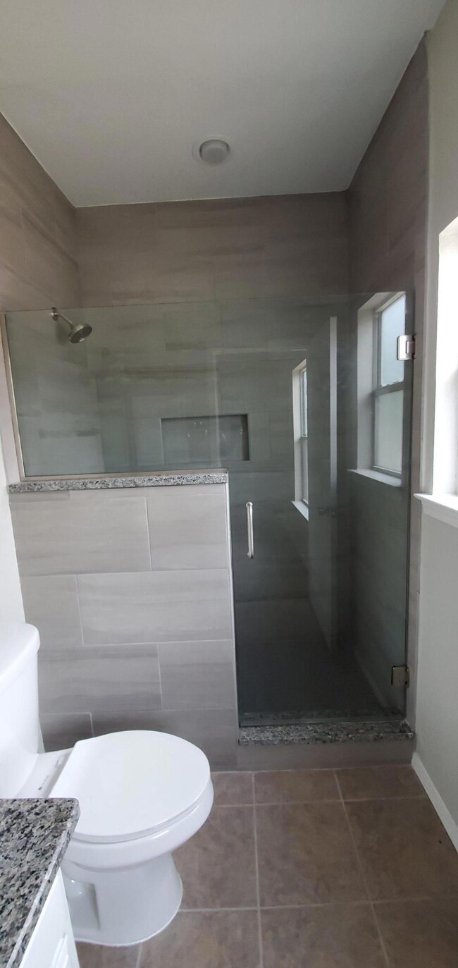 14324 Venecia Dr, El Paso, TX 79928 - photo 3