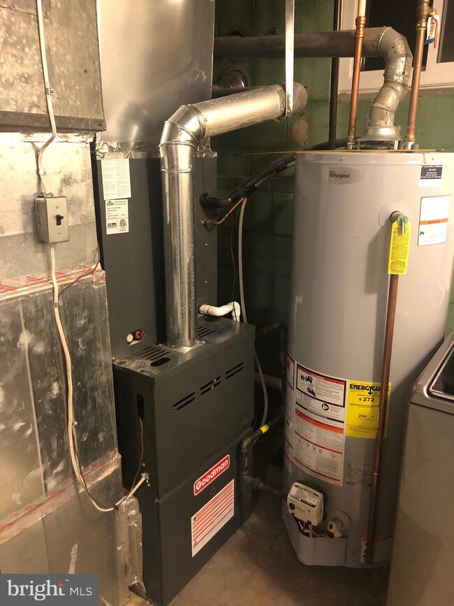 526 Drum Ave, Capitol Heights, MD 20743 - photo 4