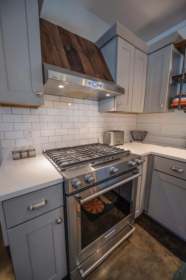 461 Lake Raponda Rd, Wilmington, VT 05363 - photo 5