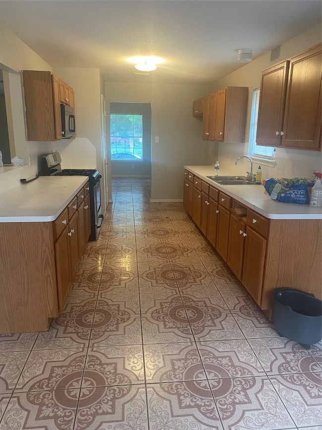 10946 Cayman Mist Dr, Houston, TX 77075 - photo 4