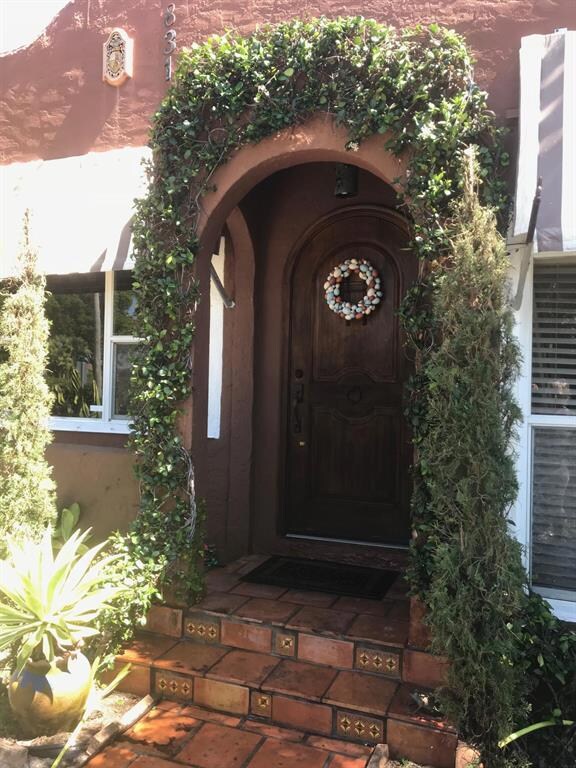 Front 11