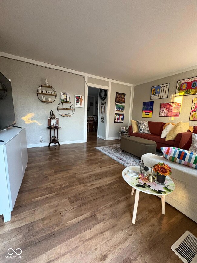 8318 E 41st St, Indianapolis, IN 46226 - photo 5