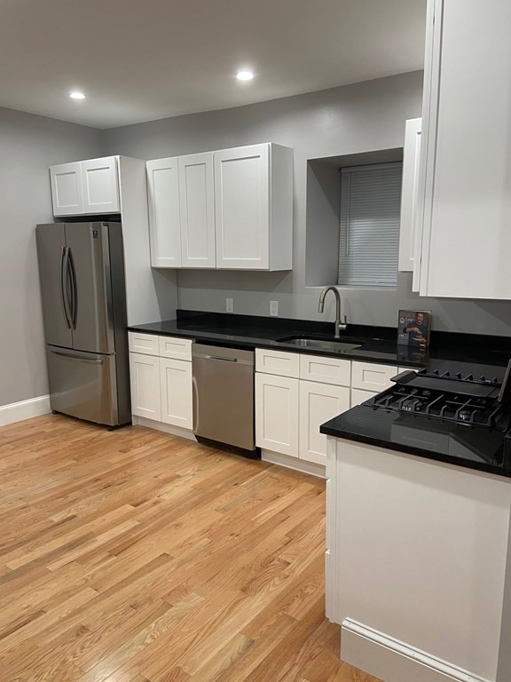 129 G St unit 1, Boston, MA 02127 - photo 2