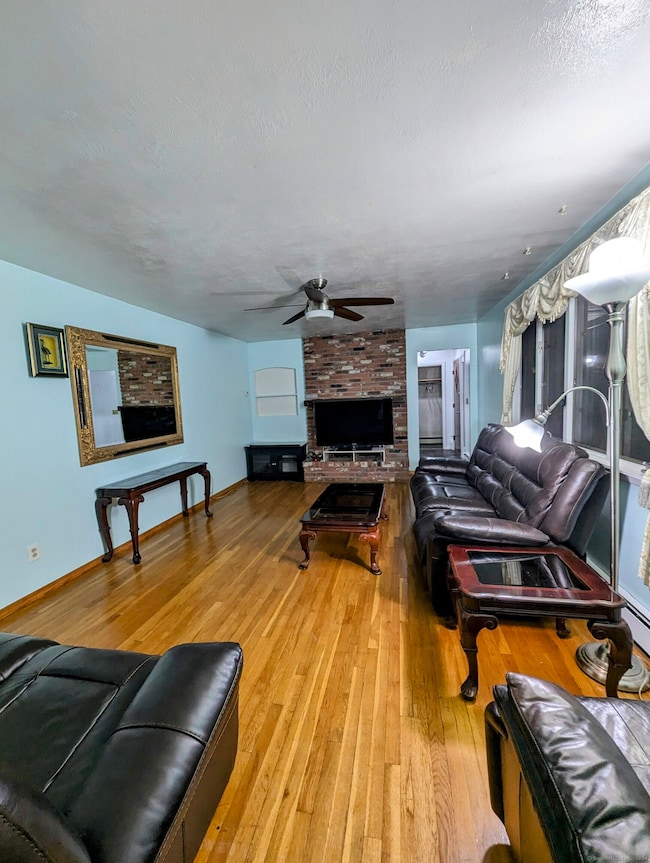 14 Stuart Dr, Danbury, CT 06811 - photo 7