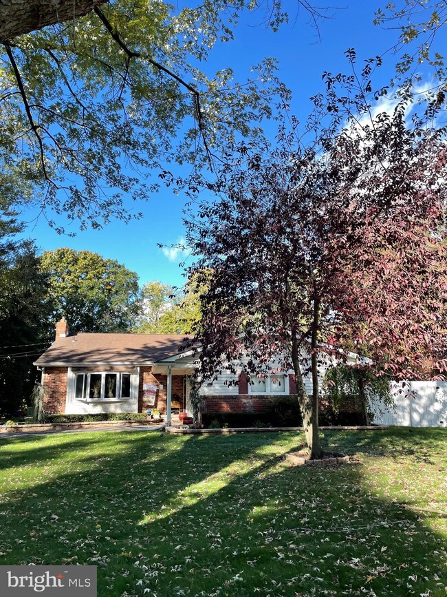 243 Fellowship Rd, Moorestown, NJ 08057 - photo 2