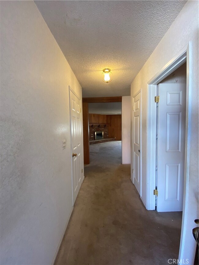 2882 Shasta View Dr, Redding, CA 96002 - photo 3