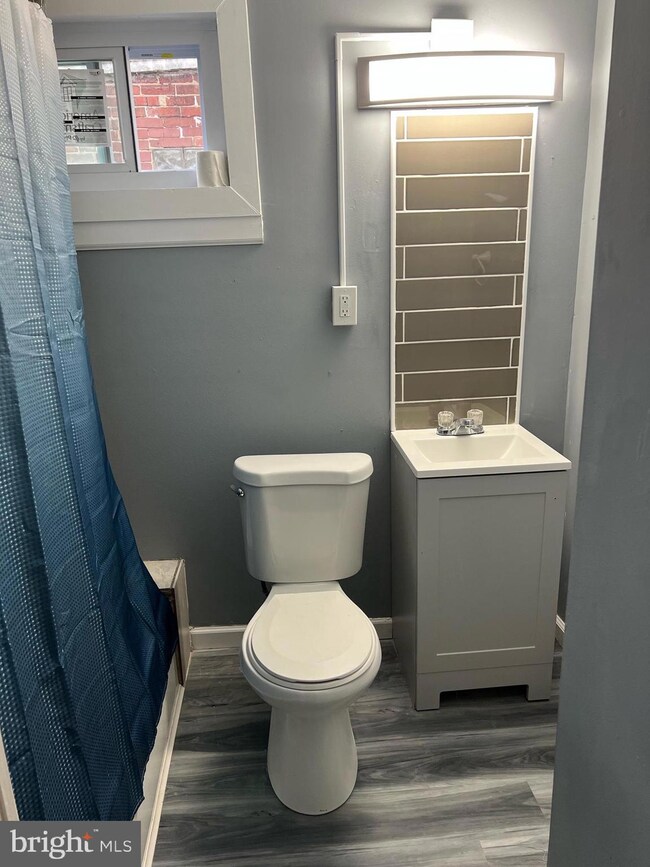 1423 Mount Ephraim Ave, Camden, NJ 08104 - photo 6