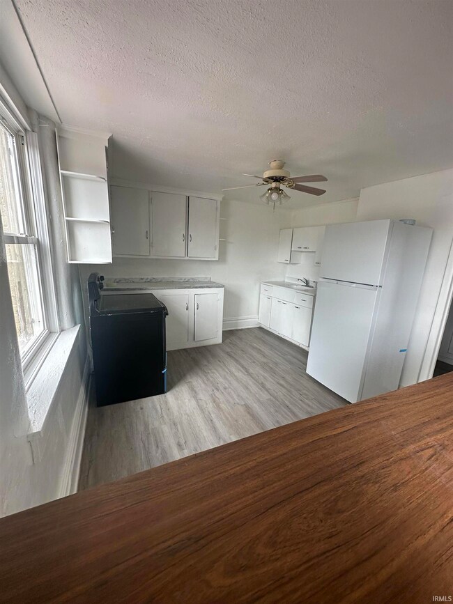 104 W Michigan St unit 3, Lagrange, IN 46761 - photo 7