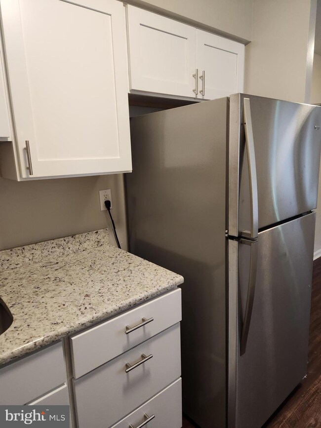 507 E Highland Ave unit 6, Wilmington, DE 19804 - photo 5