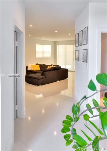 11284 NW 46th Ln, Doral, FL 33178 - photo 6
