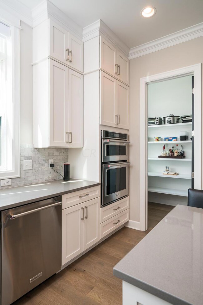 282_Neruda_Ave_Columbus_Ohio-16