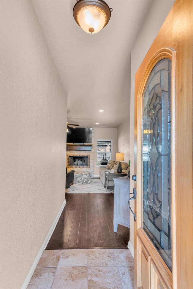 417 Green Meadow Dr, Boyd, TX 76023 - photo 4