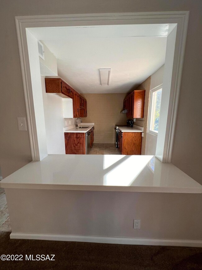 6 W Greenock Dr unit D, Tucson, AZ 85737 - photo 5