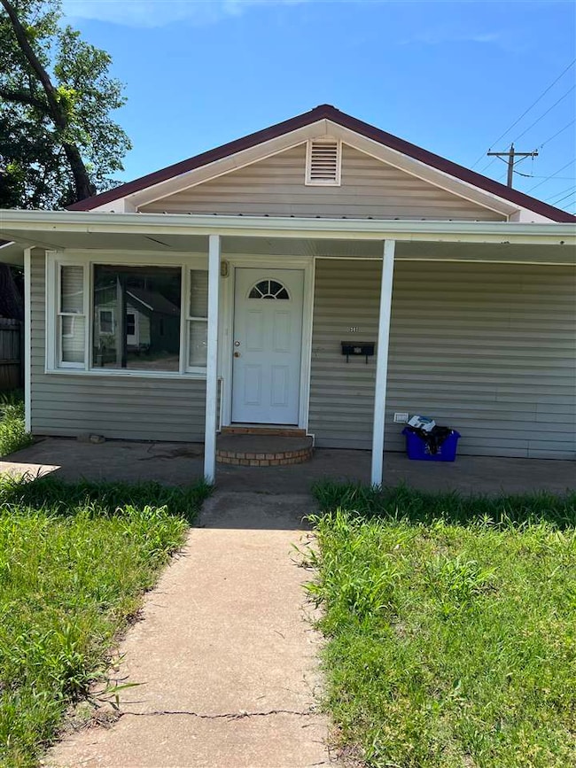 302 S Benjamin St, Stillwater, OK 74074 - photo 2