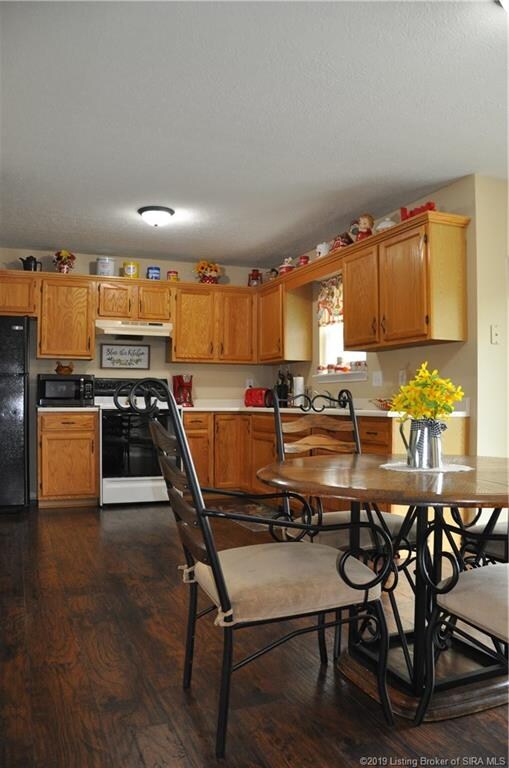 2210 Frontier Ct NW, Corydon, IN 47112 - photo 4