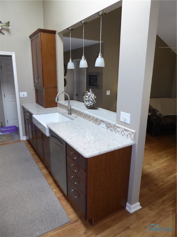 Beautiful kitchen with tons of storage. Open conce