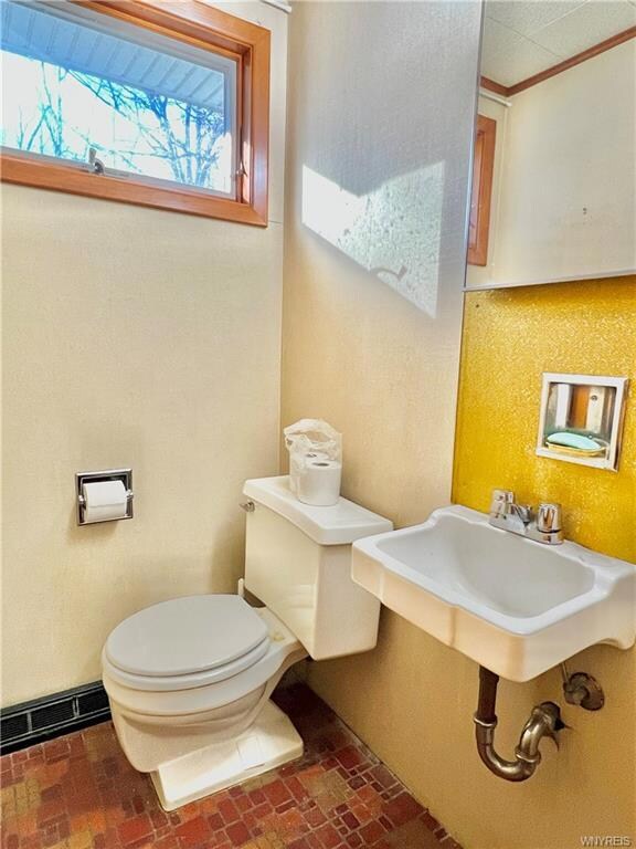 1256 Doebler Dr, North Tonawanda, NY 14120 - photo 4