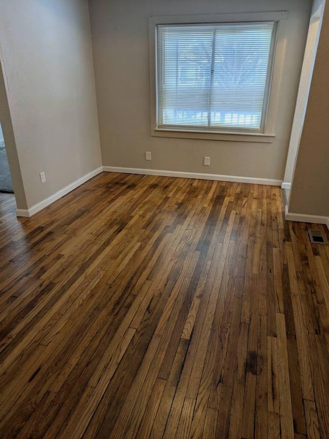 7528 Hudson Ave, Warren, MI 48091 - photo 5