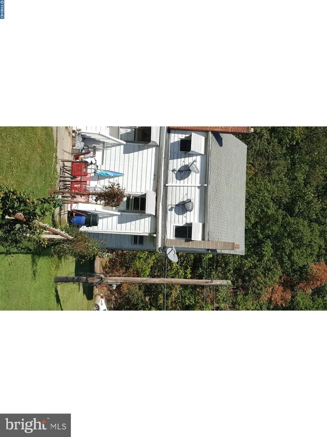 358 Oakland Ave, Ashland, PA 17921 - photo 2