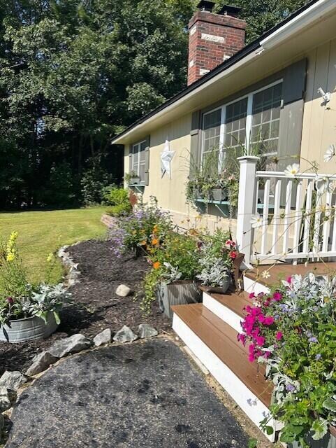 0403 summer front exterior close up