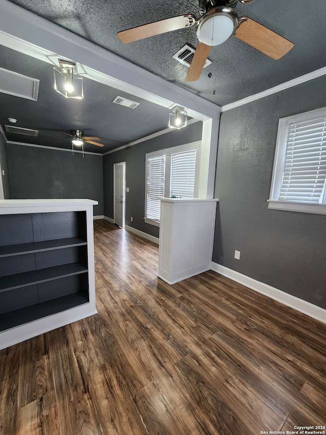 930 E Grayson St unit 4, San Antonio, TX 78208 - photo 4