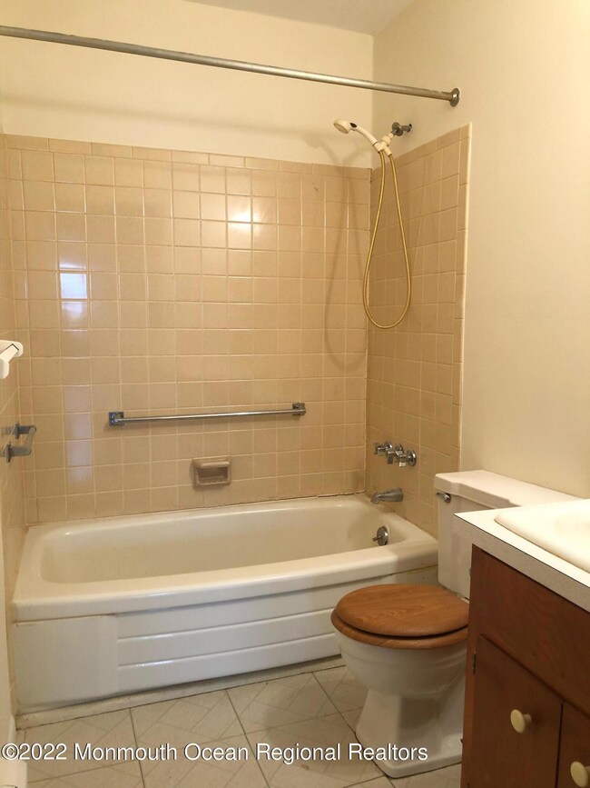6 chestnut bath