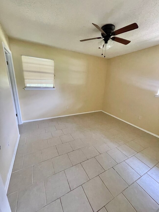 1316 Jackson Landing Rd, Picayune, MS 39466 - photo 4