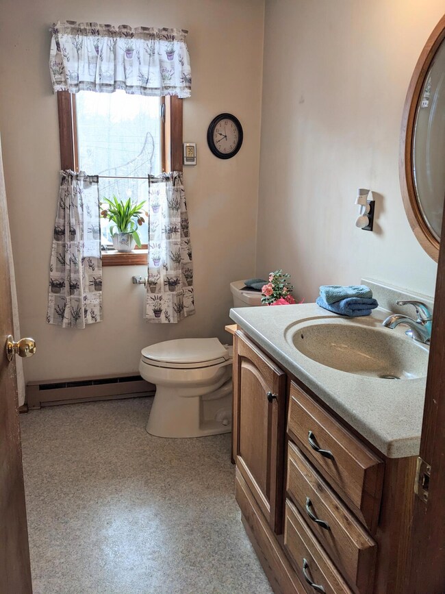 Full Bath Tub and Shower
