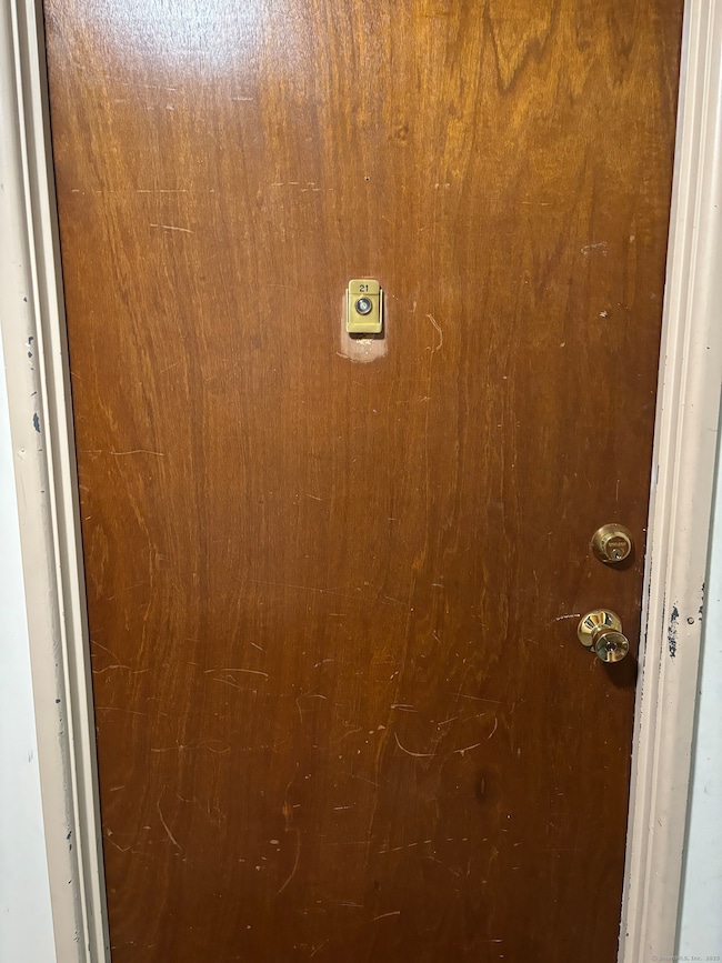 17 Ferris Ave unit 21, Norwalk, CT 06854 - photo 2