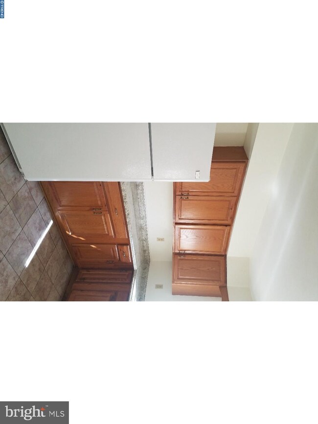 201 Franklin St, Trenton, NJ 08611 - photo 5