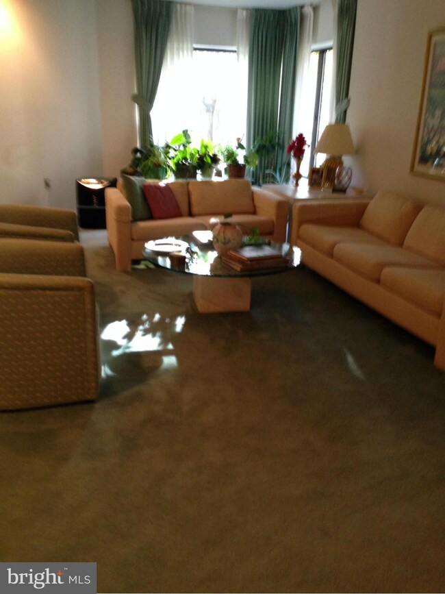 3011 Fallstaff Rd unit 108A, Baltimore, MD 21209 - photo 4