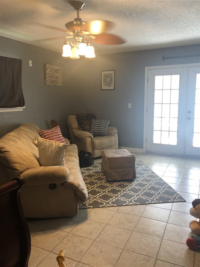 107 Wildwood Dr, Crawfordville, FL 32327 - photo 3