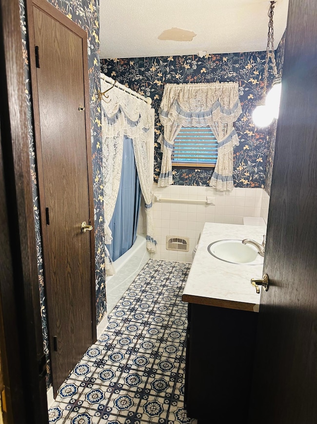 13217 Valley Forge Ln N, Champlin, MN 55316 - photo 7