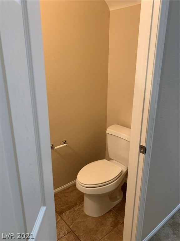 7533 Crooked Branch St, Las Vegas, NV 89143 - photo 4