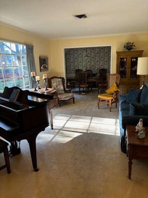 12106 Broken Arrow St, Houston, TX 77024 - photo 7