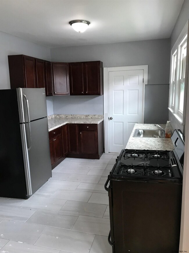 179 5th Ave, Troy, NY 12180 - photo 7