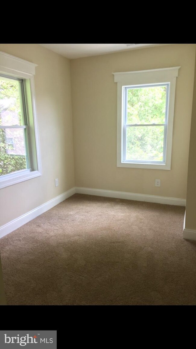 5203 Annapolis Rd, Bladensburg, MD 20710 - photo 3